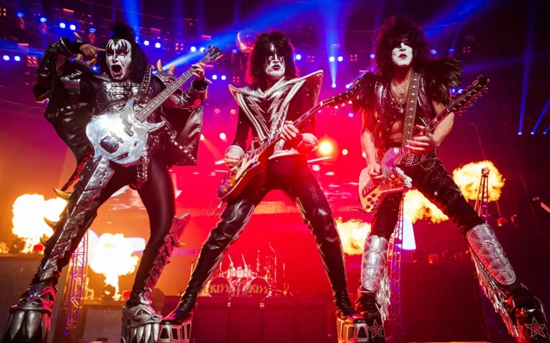 Вокалист группы кисс. Kiss группа лучшие. Kiss группа 1976. Peter criss 1978 album. Глэм рок группа kiss.