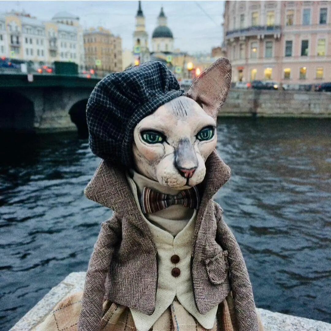 Кот вильям санкт петербург. Питерские куклы елены алехиной. петербургские коты елены алехиной. куклы-кошки петербургской художницы елены алехиной. питерский сфинкс елены алехиной.