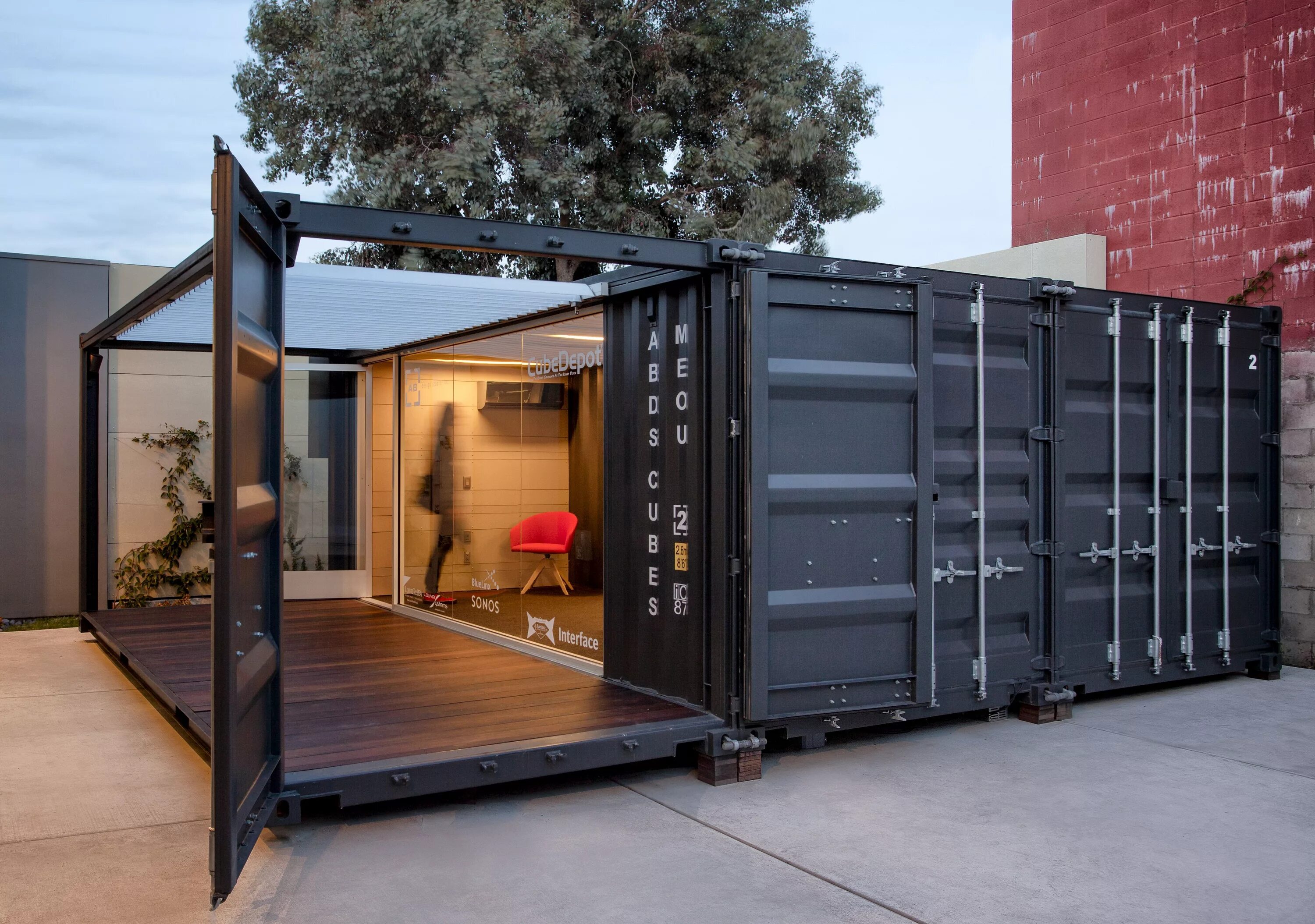 Var mobile containers