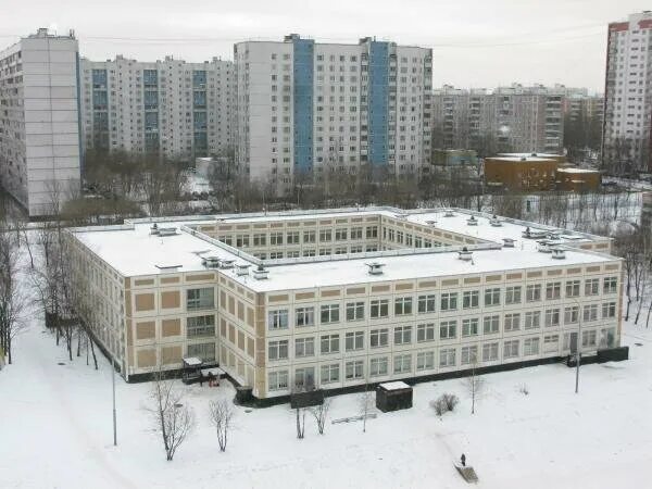 Школа номер 1 московский. ГБОУ школа 2116 Зябликово. Москва школа номер 2116 "Зябликово". Школа 945 Москва. Школа 985 Зябликово.