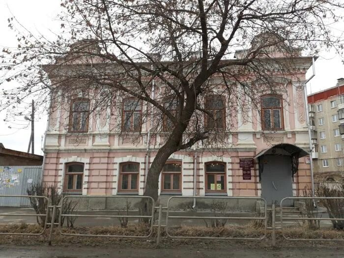 Ленина 121. Миасс улица ленина. Старый город миасс дом николаевых. Дом купца стахеева миасс. Дома миасс динамитная.