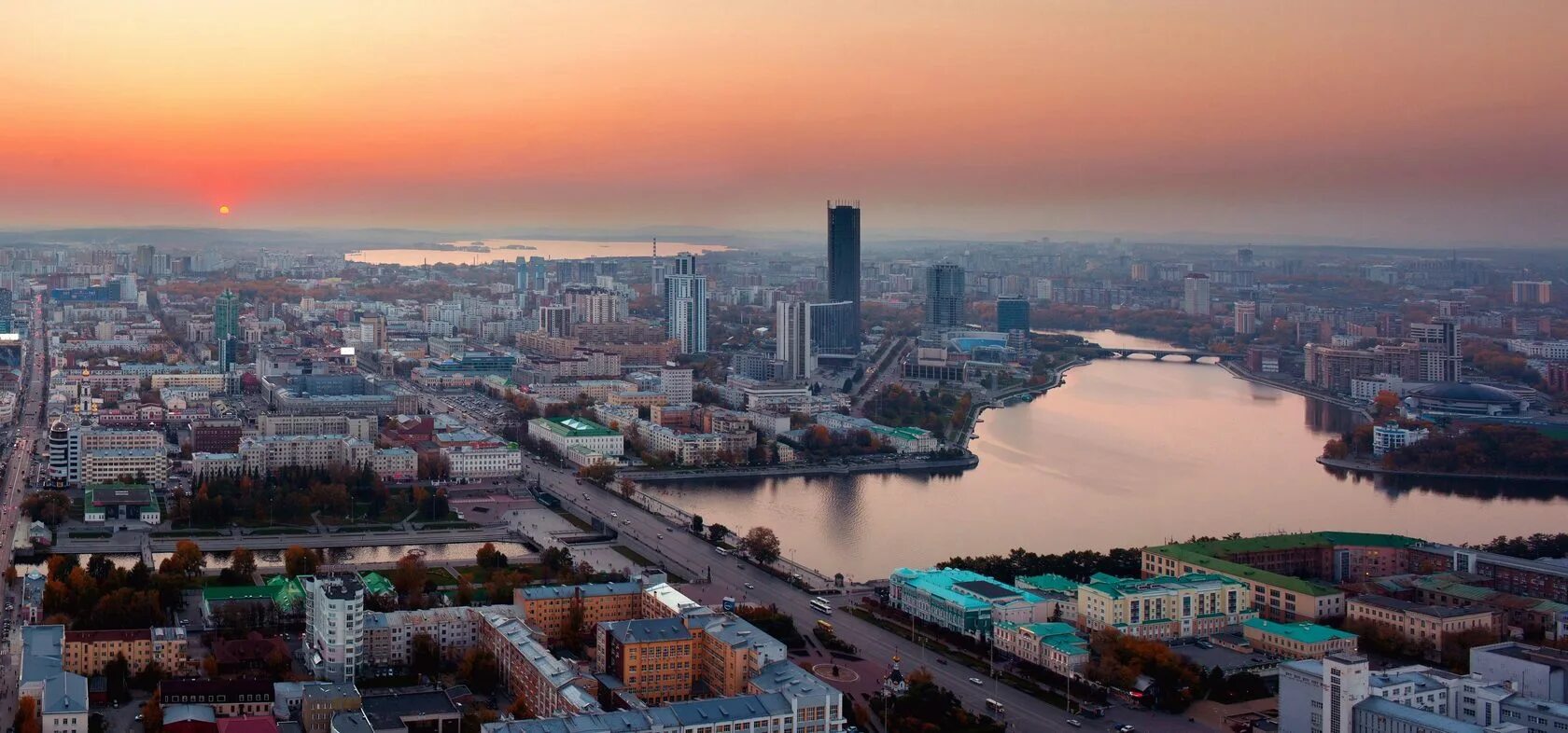 екатеринбург панорама города с высоцкого. панорамы екатеринбурга фото. екб сверху. панорама екатеринбурга 2021. панорама екатеринбурга 2020.