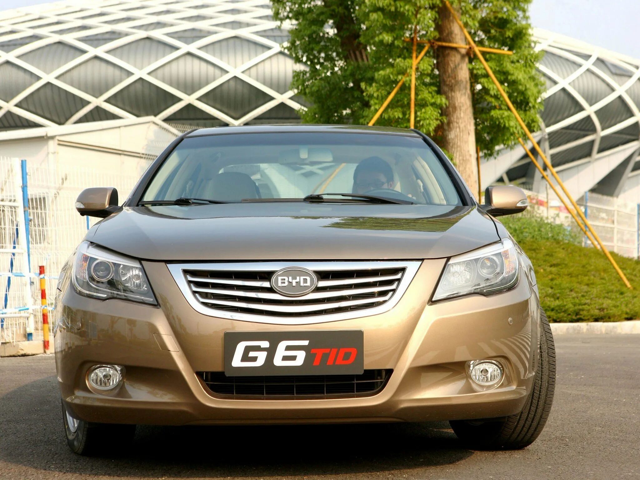 Китайские марки машин 2024. Китайская BYD. BYD g6. Китайский седан BYD. BYD g6 tid.