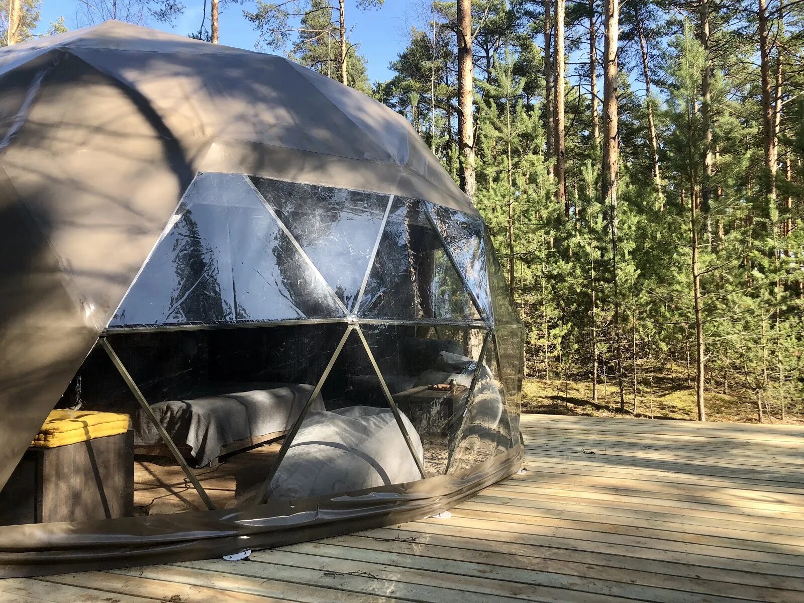 Отель глэмпинг вилий уллий. Эко отель богатый лес. Вилла улей. Глэмпинг атмосфера ижевск. Отель глэмпинг вилий уллий.