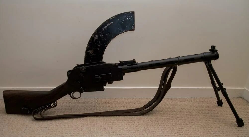 Пулемет мадсена. Пулемет мадсена 1902. мадсен м. 1902. madsen пулемет. ручной пулемёт мадсена.