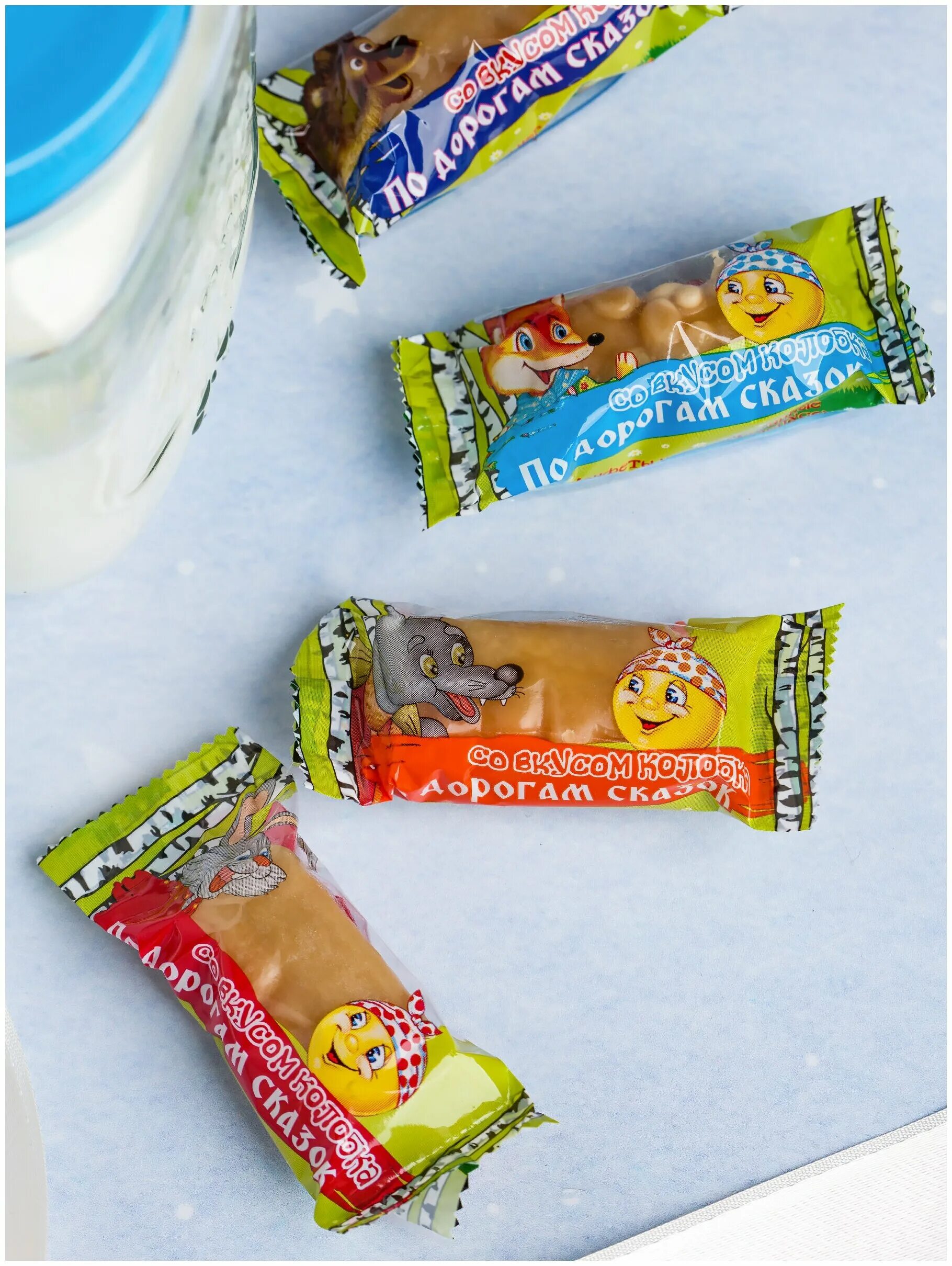 конфеты сказка молочный. конфеты по дорогам сказок со вкусом колобка (свитлайф). конфеты колобок. молочная свитлайф (1кг*4) конфеты. конфеты свит лайф со вкусом колобка.