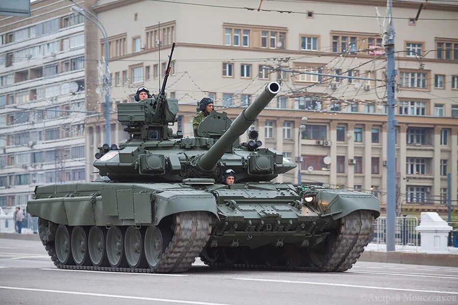 т 2012. т-80бв на параде в москве. танк т-34/76. T-80u mbt. танк т90 прорыв.