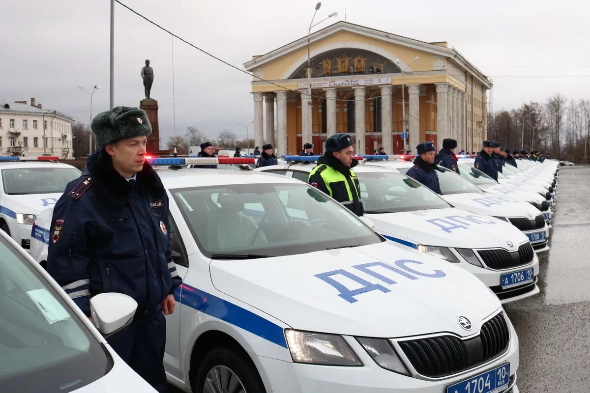 ГИБДД Карелия. ГИБДД 1145020 подразделение. Новые машины у ГИБДД В Карелии. Гибдд ленинградская телефон