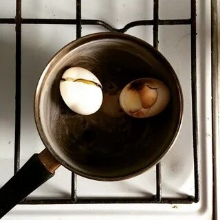 Почему горит яйцо