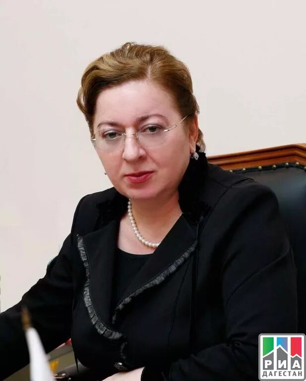 Набат умаровна сулейманова. Министр культуры дагестана зумруд. сулейманова зумруд запировна. урахинка зумруд сулейманова.