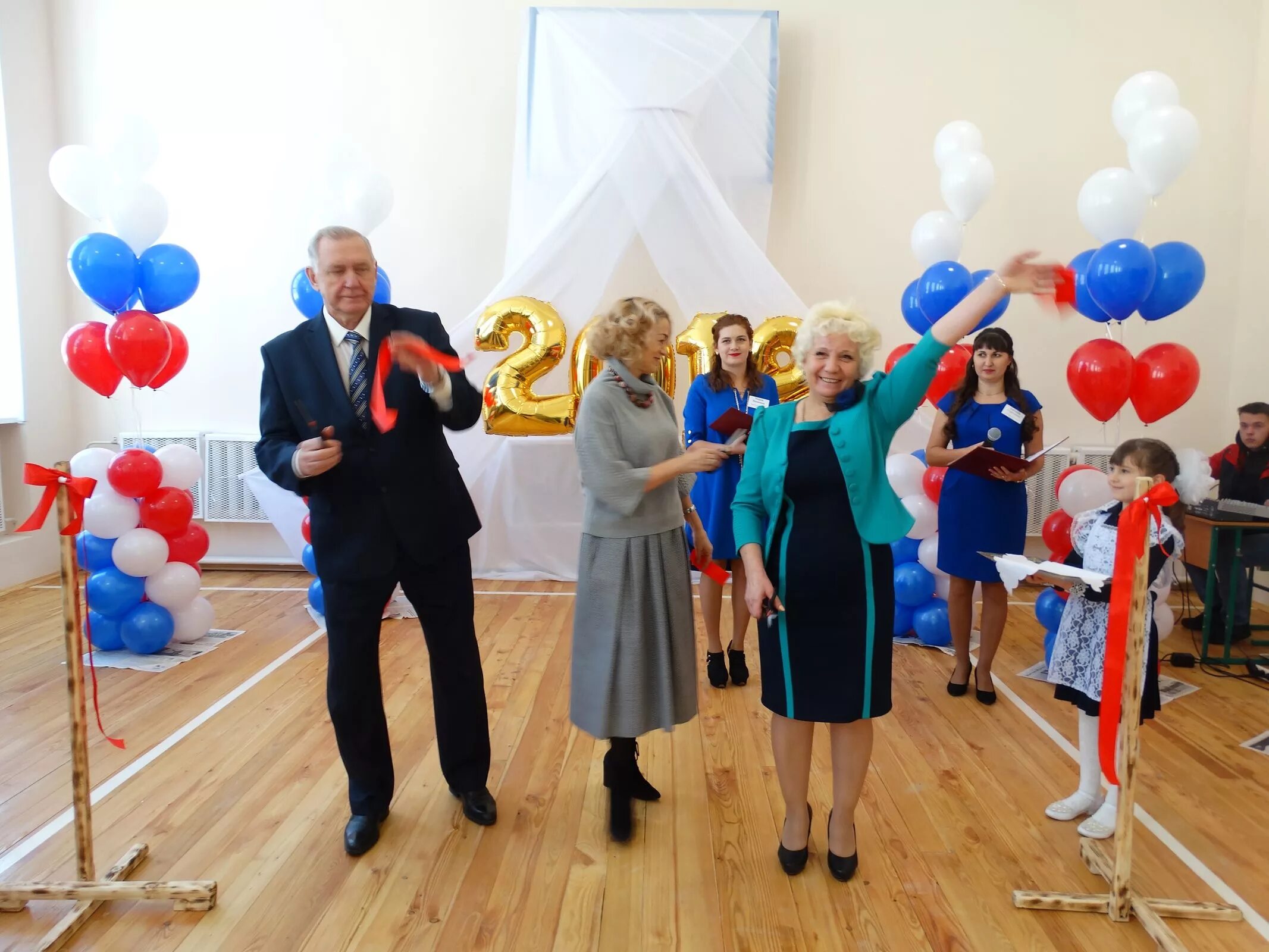 Рождественская средняя общеобразовательная. Школа 981. Рождественская школа. Рождественская средняя общеобразовательная. Рождественская средняя общеобразовательная.
