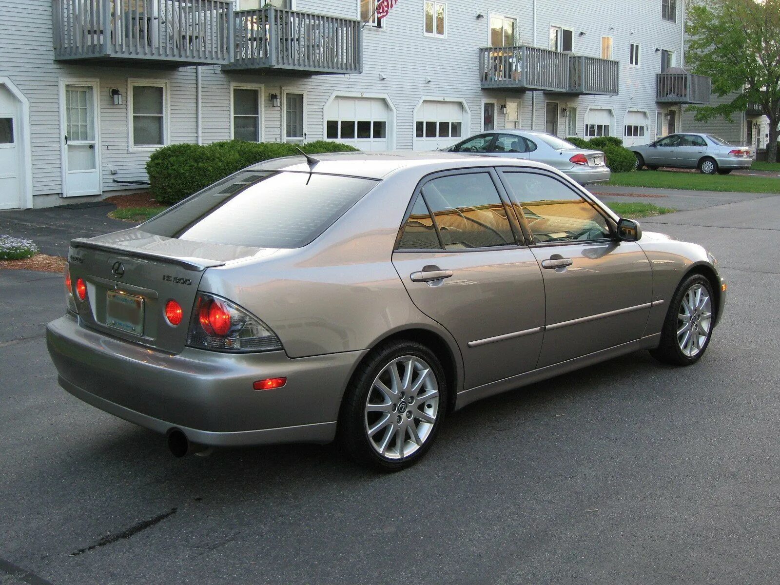 Лс 300. Lexus is300 2003. Лексус is 300 2003. Лексус is 250 2003. Лексус лс 300 2000.