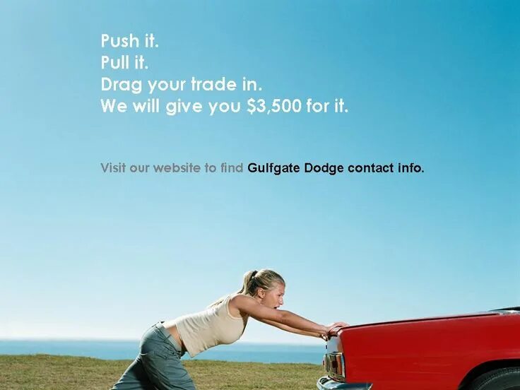 Толкают машину. Толкают к чему то. Человек толкает машину фото. Девушка толкает. Толкнул человека.