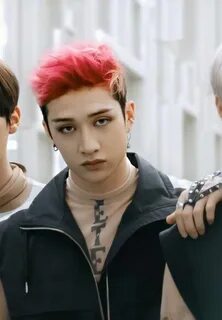 Stray kids red