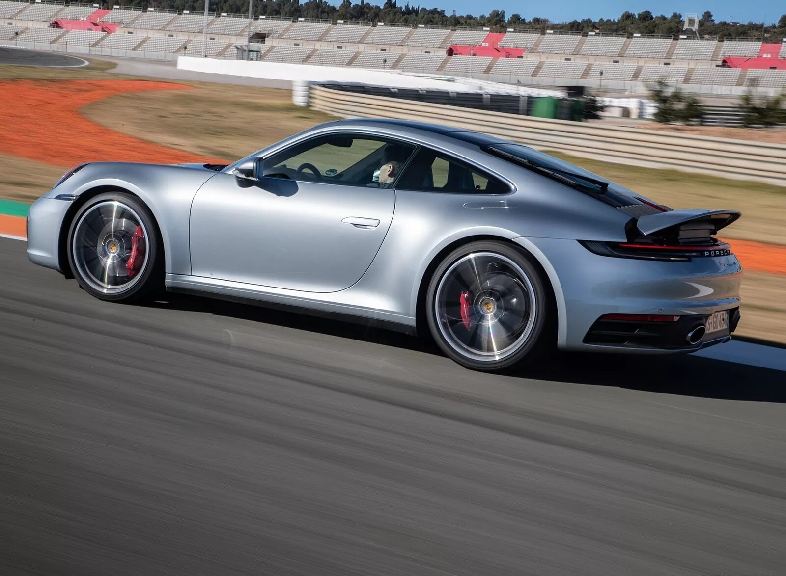 Порше 911 каррера. Porsche 911 carrera белый. Porsche 911 carrera. Порше 911 каррера 4с 992. Porsche s4.