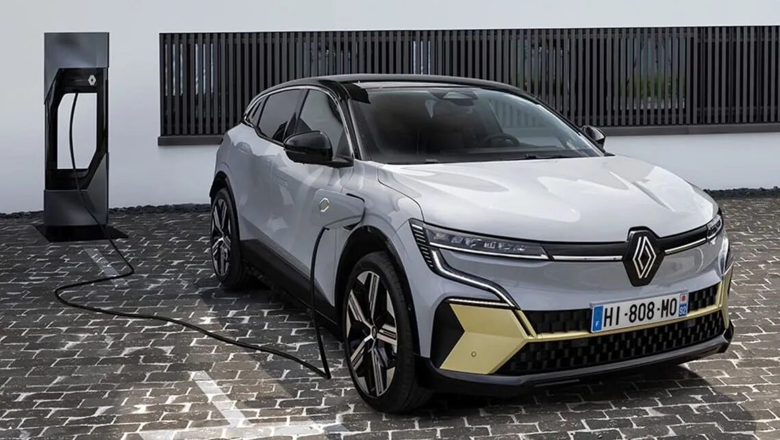 Новое рено 2023. Renault Megane 2022. Рено Меган 2022 новый. Renault Megane e-Tech Electric 2022. Renault Megane Electric 2022.