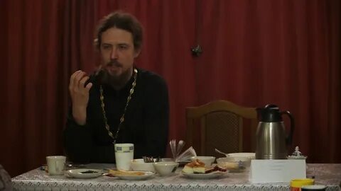 Видео священник