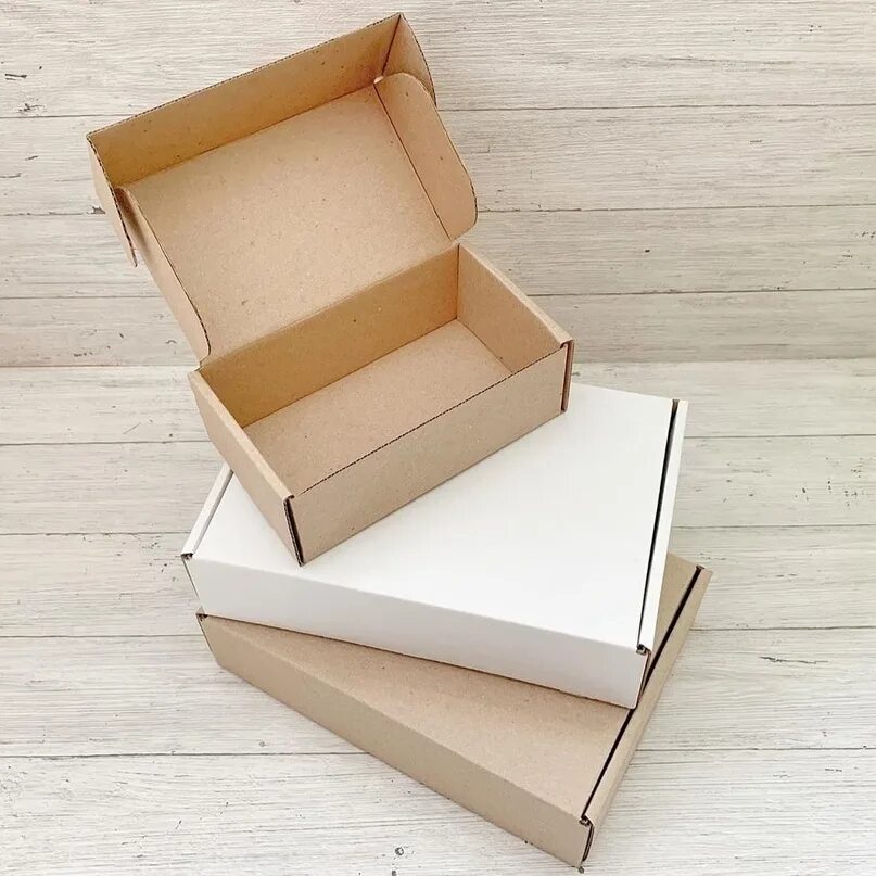 Розовые картонные коробки. Коробка самосборная с окном крафт. Коробка для подарка. Огромные подарочные коробки. Упаковочная коробка.