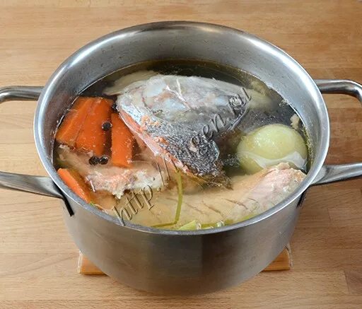 Какую рыбу кладут в уху