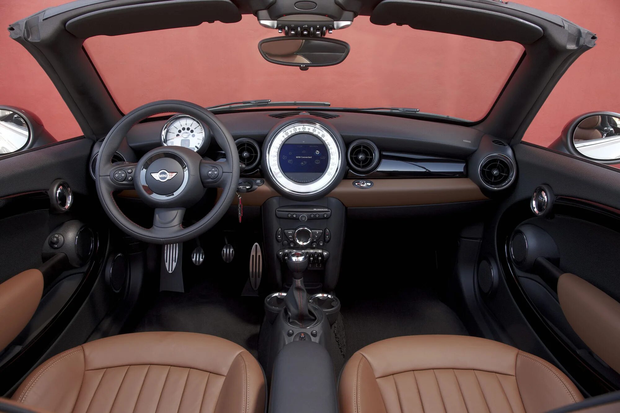 Мини купер 2007 салон. Мини купер 2015 салон. Mini cooper countryman салон. Бентли мини купер. Mini cooper s 2010 interior.