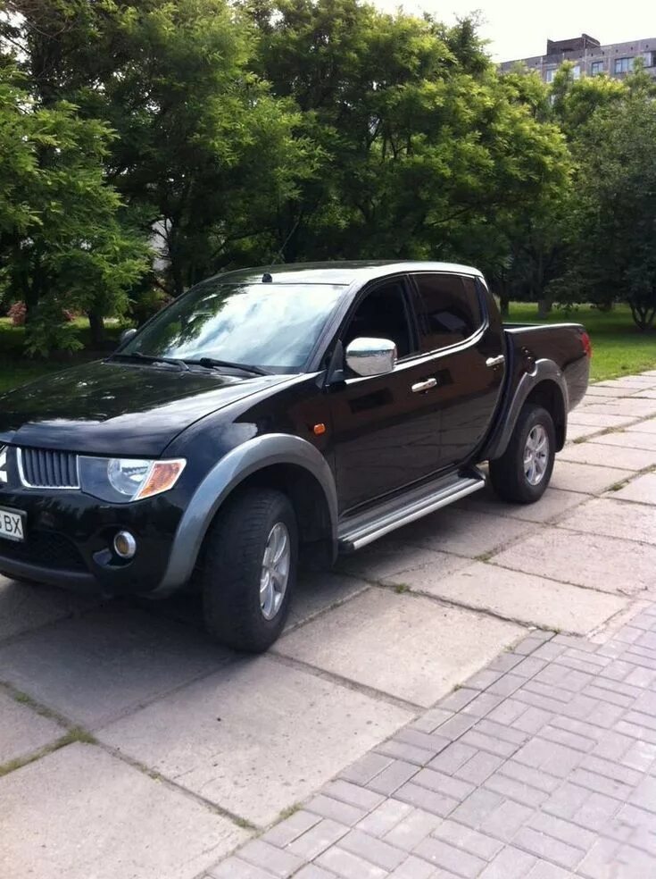 Mitsubishi l200 2008. Митсубиси l200. Митсубиси л200. Мицубиси л200 2008. Mitsubishi l200 2008 года.