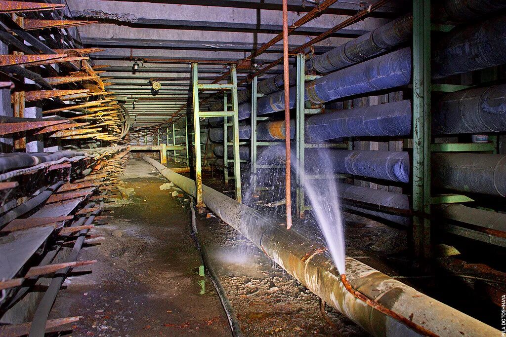 Трубы для теплотрассы наружные 100. Утеплитель для труб рехау 16. Водопроводная труба 150мм в траншее. Гнб и ннб. 4-х отверстная кабельная канализация.