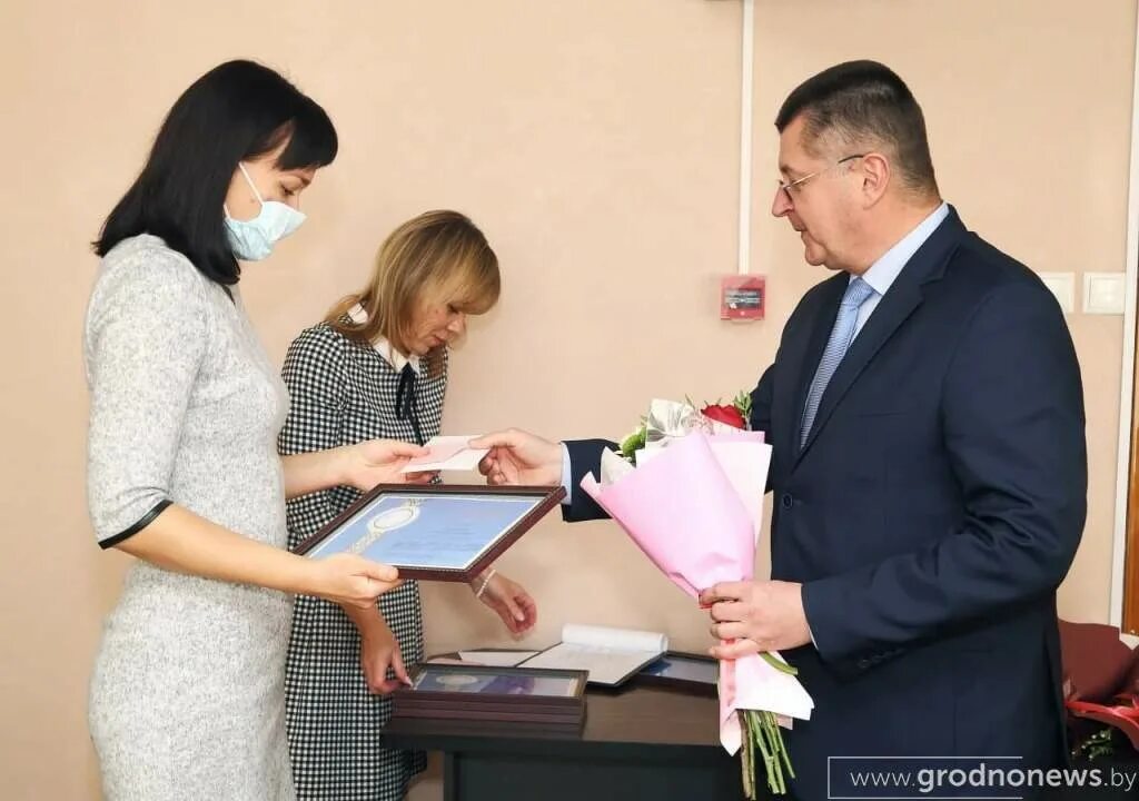 Сайт гродненской областной. Больница пышки Гродно. Игровая фу Гродненская областной больницы детской. УКС Гродненского облисполкома.