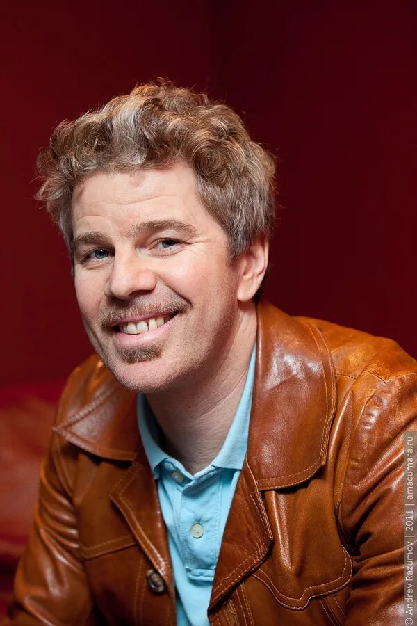 David brown. David brown. дэвид браун браззавиль. дэвид браун (певец). David brown.