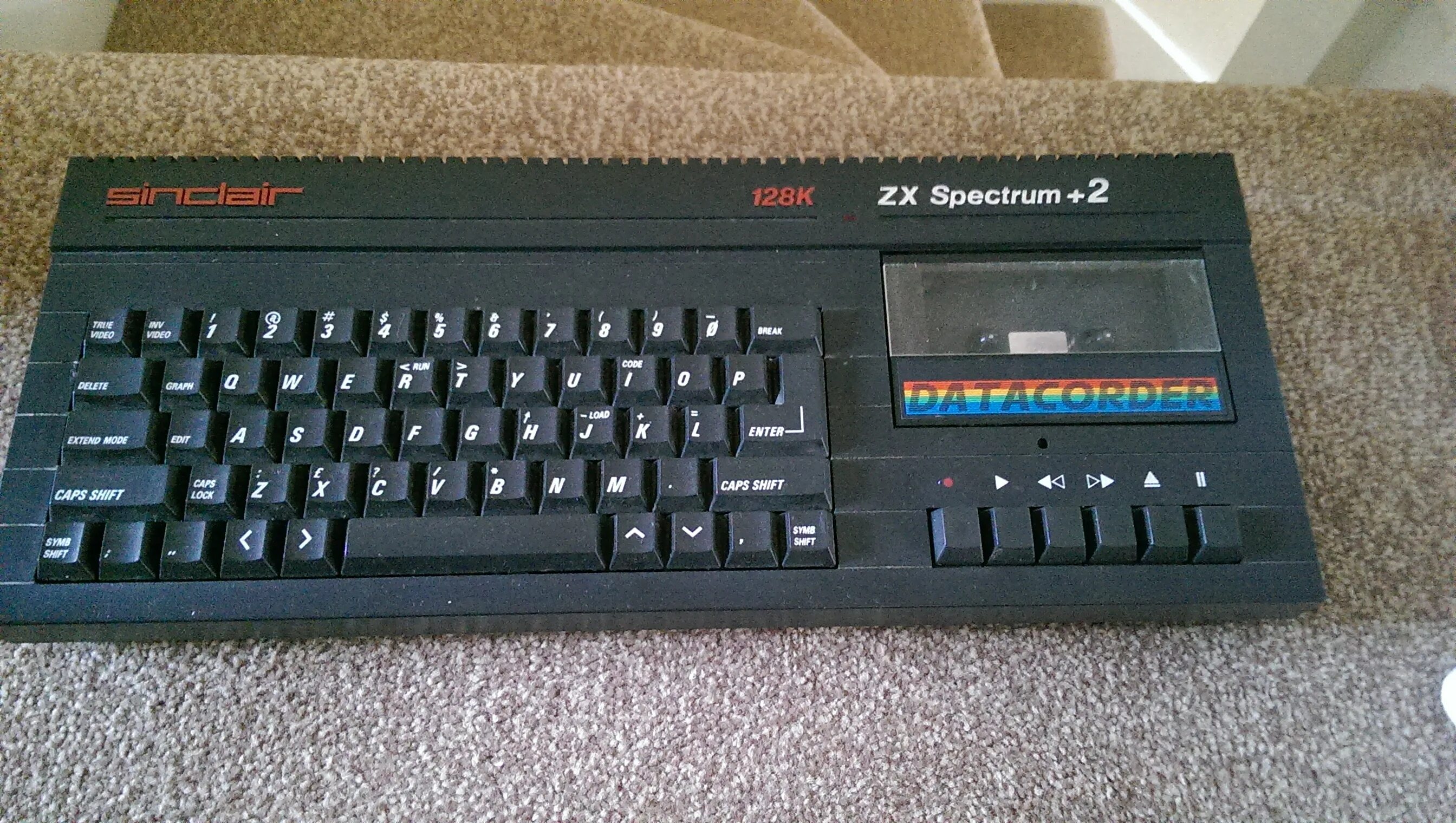 Компания спектрум. ZX Spectrum 128k. Компьютер ZX Spectrum 128k. ZX Spectrum +2. Спектрум 128 компьютер.