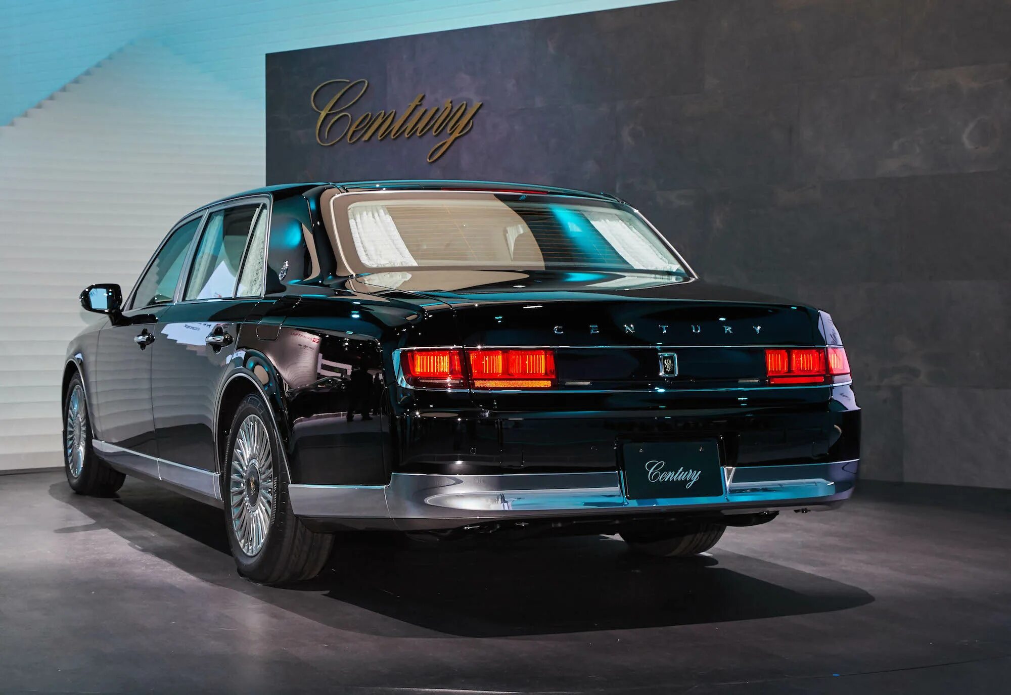 Тойота сенчури 2021. Toyota Century 2018. Toyota Century 2017. Toyota Century g60. Century e