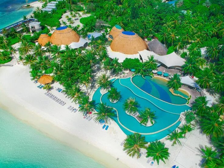 Мальдивы отель holiday. Холидей айленд мальдивы. Бунгало исланд резорт. Holiday inn resort kandooma 4*. Resort holiday мальдивы.