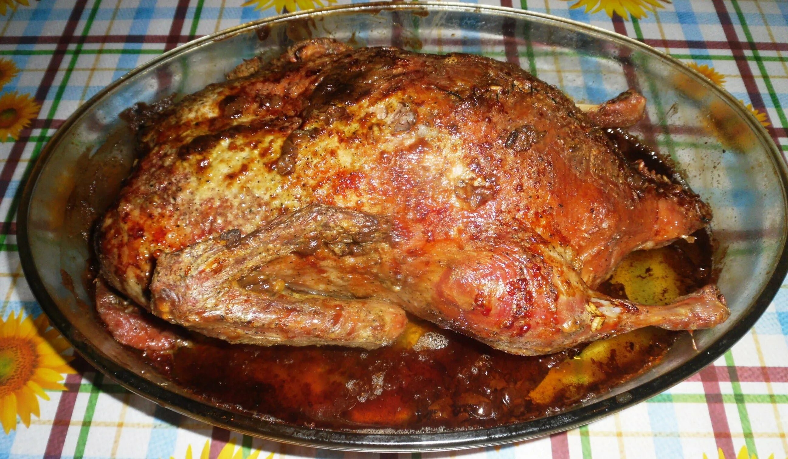 Утка фаршированная рисом. Утка фаршированная яблоками. Утка фаршированная яблоками. Запеченная утка с рисом. Утка фаршированная.