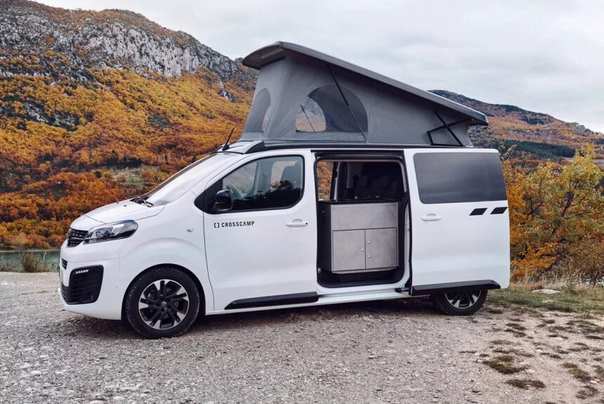 Минивэн автодом. Автодом doubleback transporter. Жилой минивэн. Toyota hiace h100_cruising-cabin. Фиат дукато автодом кастенваген.