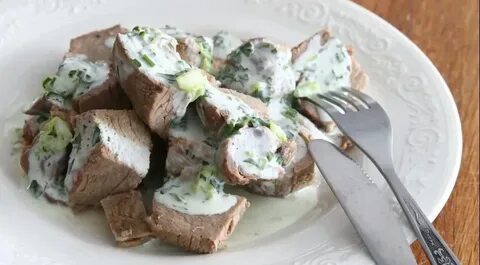 Положил мясо молочный