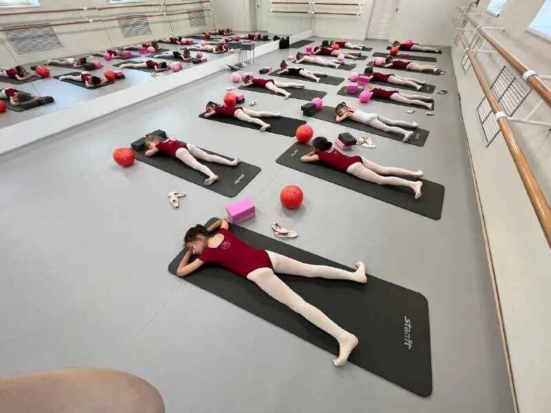 Студия хореографии. Сердце балета марина алексеевна. Сердце балета кунцево. Дк зил балетный зал. Студия фитнес балета.