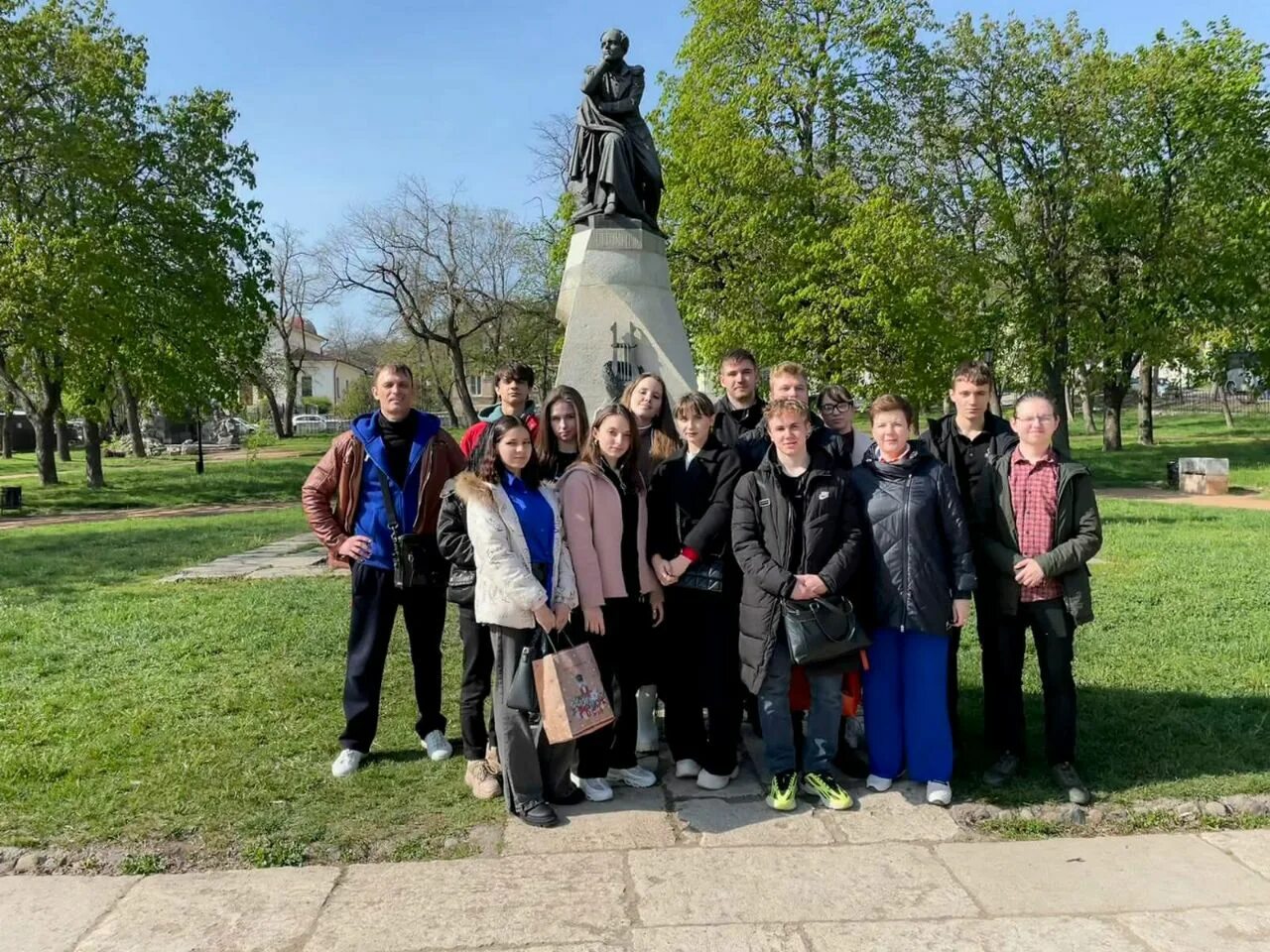 Литературное путешествие по лермонтовским местам. Экскурсия по лермонтовским. Памятники культуры пятигорска. Эолова арфа пятигорск. Экскурсия по лермонтовским местам.