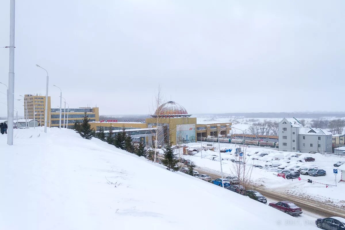Центр зимнего. Уфа зимой центр. уфа в январе. вид из окна города уфы зимой. красивые места в уфе зимой.