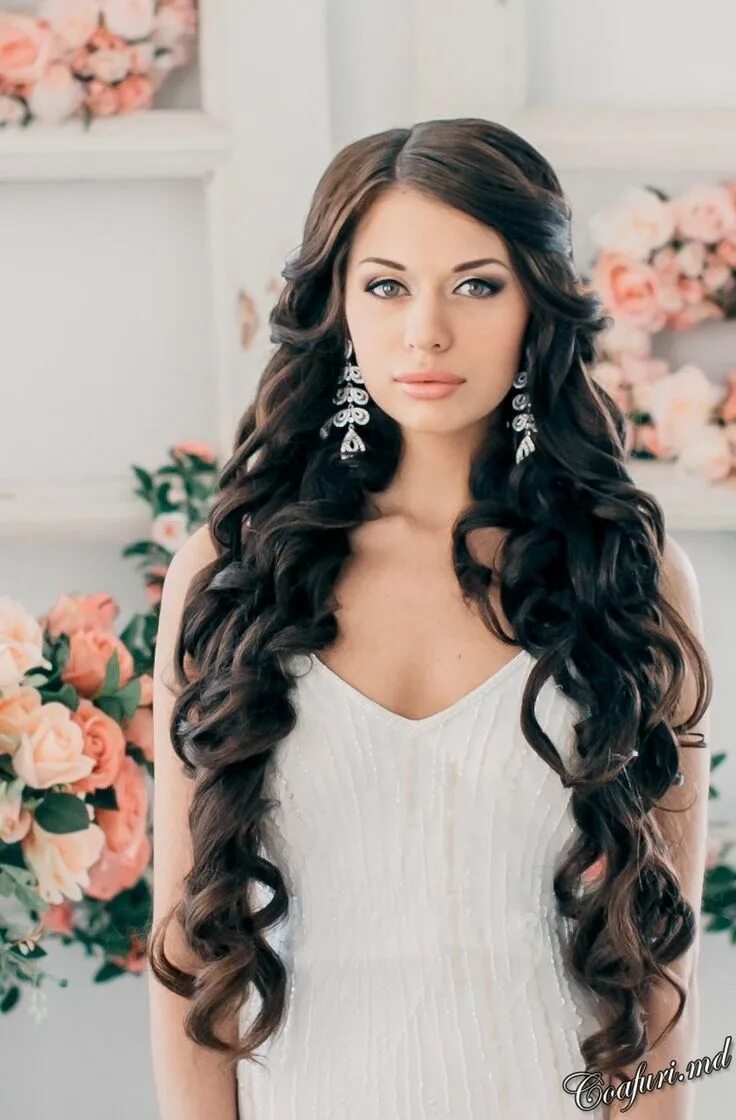 Pin de Timka en Hair en 2023 Trenza con ondas, Peinados, Peinados con cabello pl