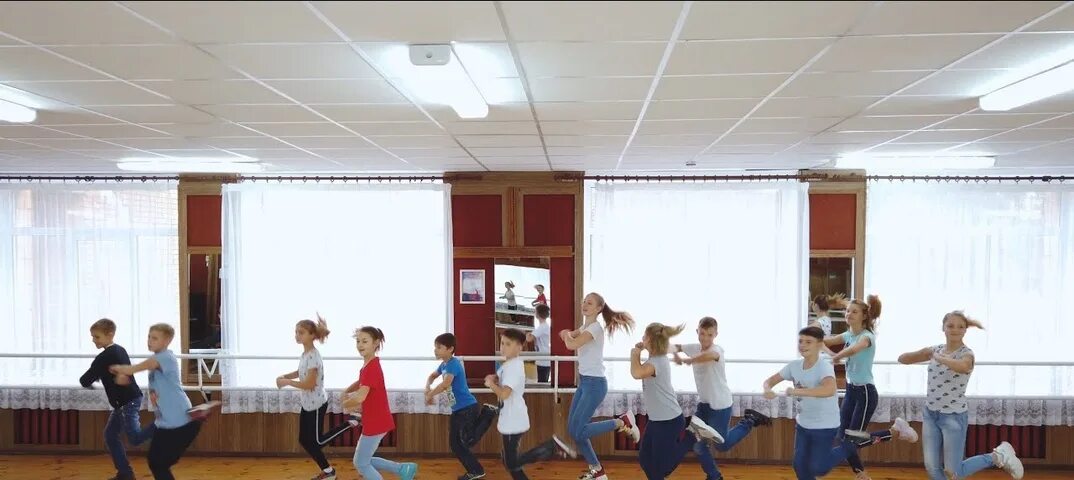 Танец замри. Танец замри. Танец замри. Танец на закрытие лагеря. Замри отомри песня.