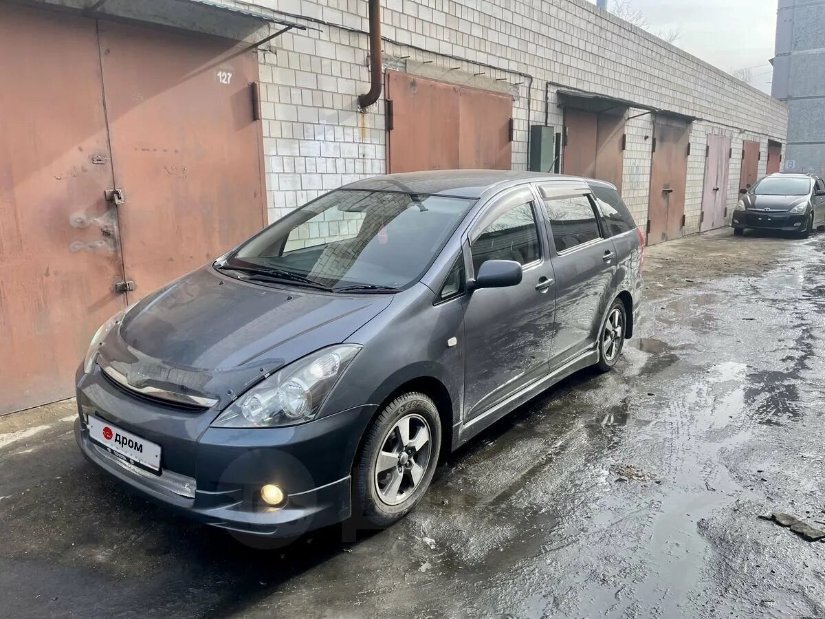 Дром чита тойота королла. Toyota Wish 2005. Toyota Wish 2005 черный. Тойота Виш 2005 фото. Тойота Виш Чита.