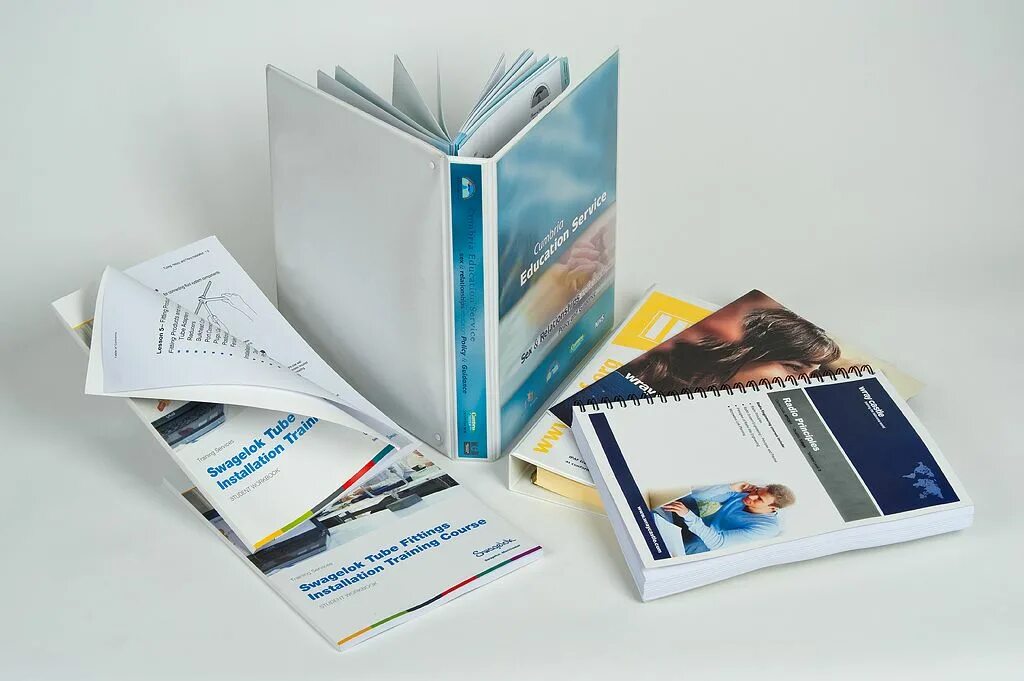Manual printing. Training manual. инженер для буклета. printing books. booklet.