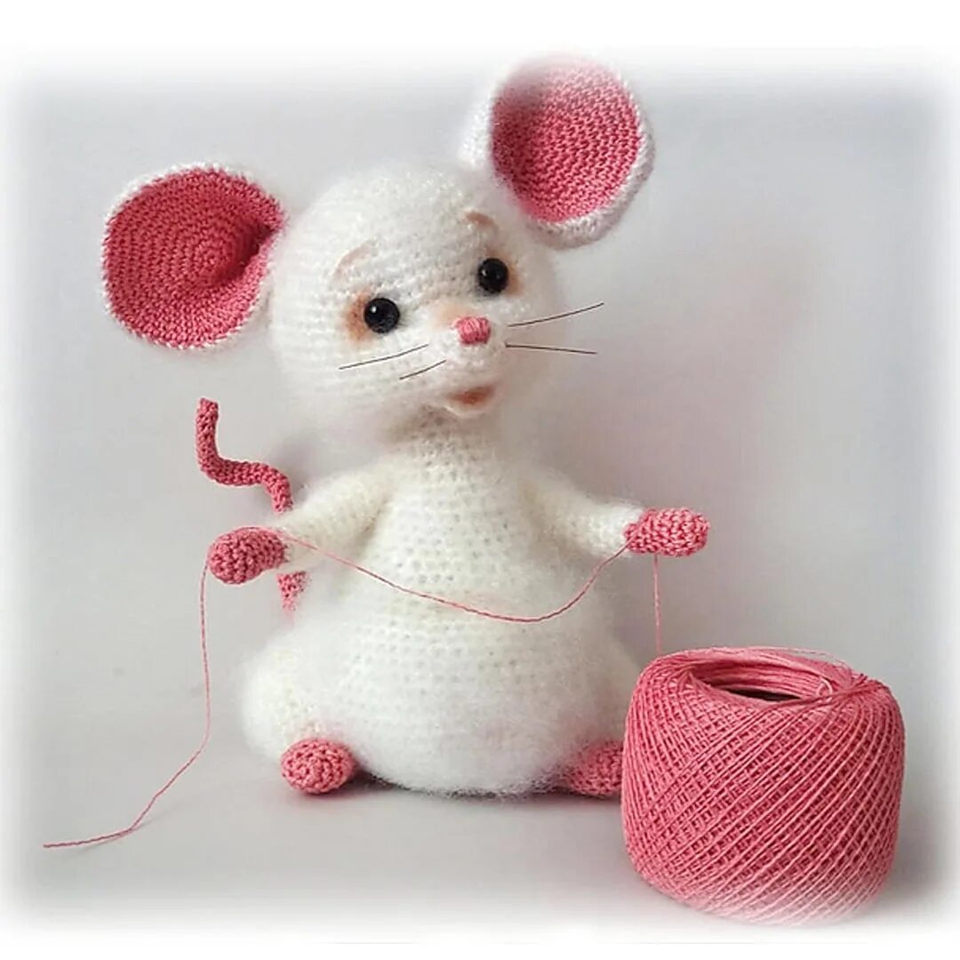 Вязать мышей. Вязать мышей. Вязать мышей. Маленькая вязаная мышка. Амигуруми мышка.