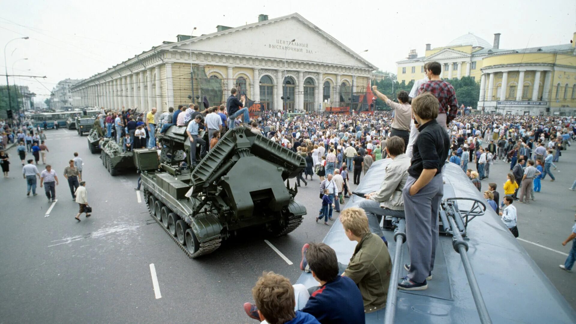 События 19 декабря. Августовский путч 1991. Путч 1991 Манежная площадь. Августовский путч ГКЧП. Москва 1991 год путч.