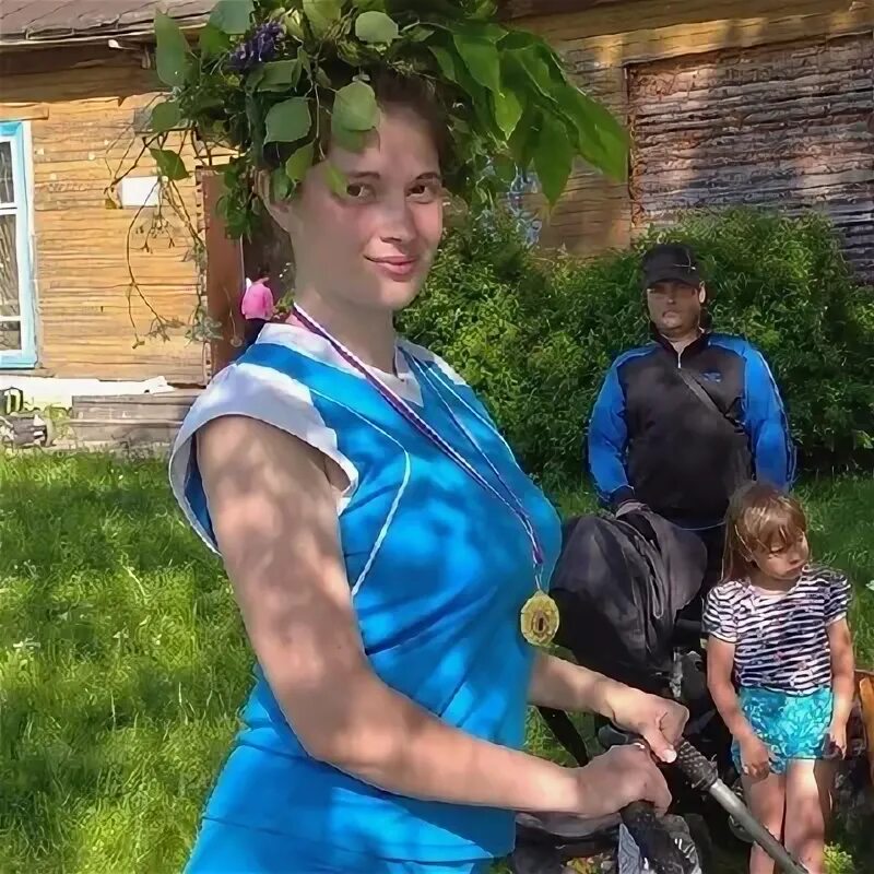 Село спасское котельничского. Горящий дом ночью. Типичный покровское котельничского. Типичный покровское котельничского. Покровское кировская область.