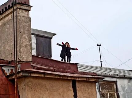 Лажу по крышам