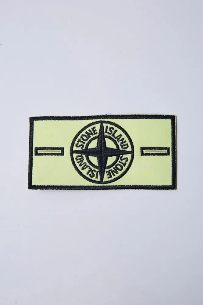 Патч меняющий цвет stone island. D'alba — white truffle intensive eye patch. Патч меняющий цвет stone island. Патчи dalba. Подушка с патчем стон айленд.