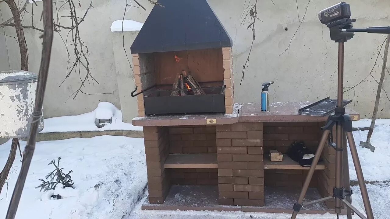 Навес мангальная зона оби. Мангальная зона из кирпича с тандыром и мангалом. Мангальная на даче. Мангальная зона логотип. Барбекю центр.
