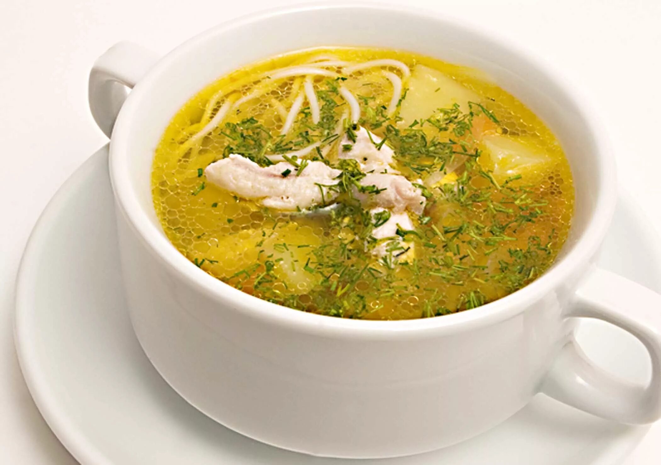 Суп лапша с курицей фото. Куриная лапша. суп куриный с лапшой в узбекской тарелке. детский суп куриный в кафе. ттк суп лапша куриная.