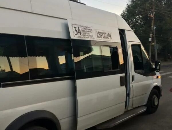 34 микроавтобус. 34 маршрутка брянск. Маршрутка 34/1 брянск маршрут движения. 34 маршрутка брянск. Маршрут 36 брянск.