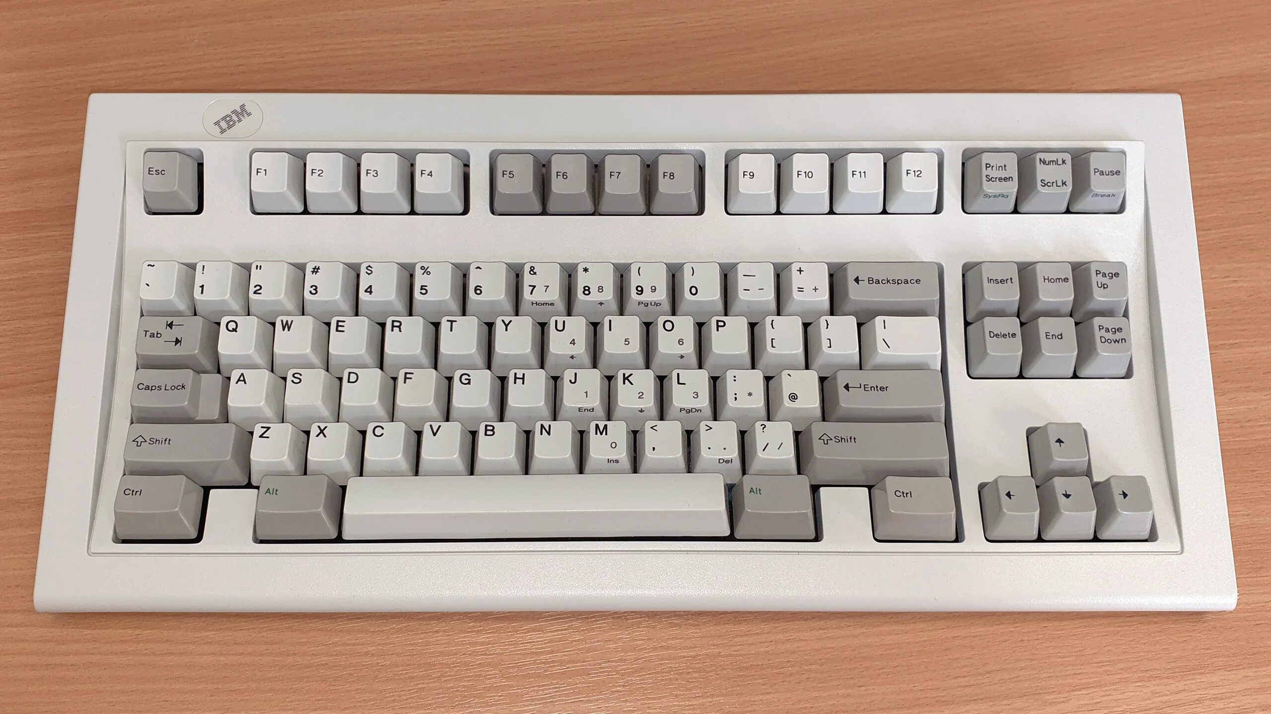 Клавиатура ibm. Клавиатура IBM model m. IBM Mechanical Keyboard. IBM model m 1986 года. Тип клавиатуры IBM enhanced (101- or 102-Key) Keyboard.